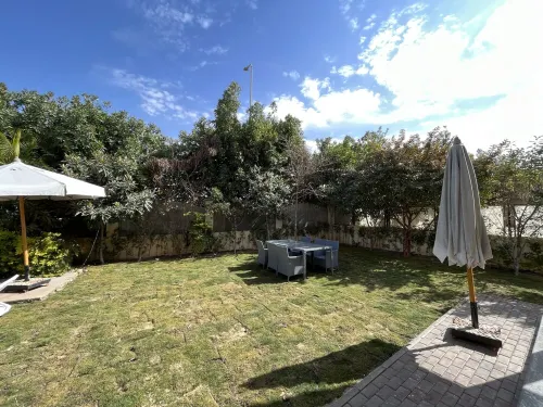 Luxury Mansion with pool and Jacuzzi in New Cairo