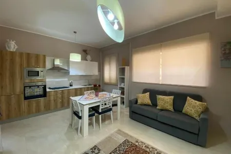 -DIMARTINO HOME-Apartment - Ground Floor Отели в г. Пакино