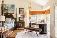 Luxury Coastal Retreat-PrivatePool, Spa & Yard-Dog-Friendly-5 Min to Beach