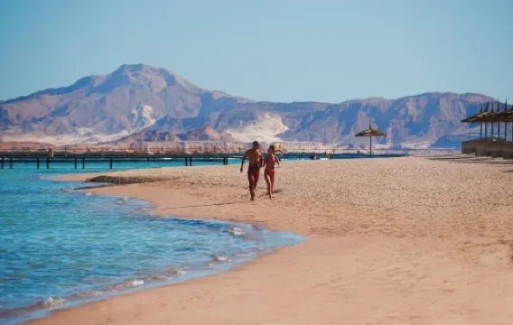 3-bedroom chalet in Amwaj Oyoun Resort sharm elsheikh with AC families only