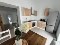 Apartment La Placeta Hotels in Alameda