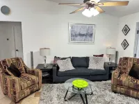 Beautiful oversized 2-bedroom house in Riverview near many points of interest.