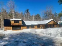 Luxury log cabin in Bartlett, perfect for family or friends in the White Mtns