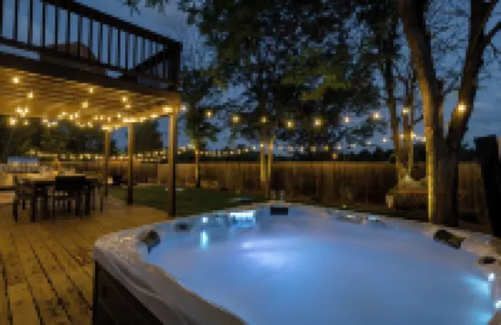 Parkside Retreat - NEW, HotTub, PoolTable & FirePit