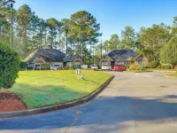 Modern Mccormick Townhome on Lake Thurmond! Hotels in McCormick County