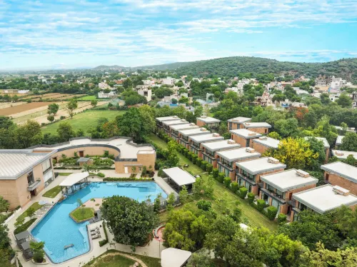 Taj Damdama Lake Resort & Spa, Gurugram