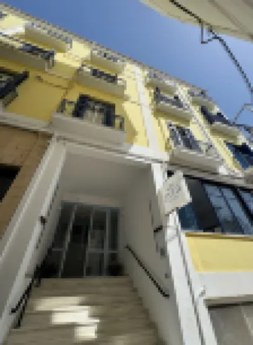 Hotel Avra