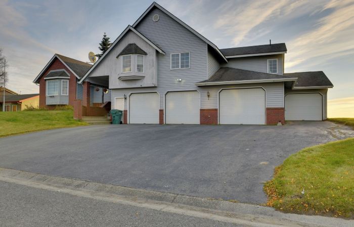 Oceanfront Kenai Villa w/ Fireplace & Deck