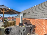 "Reimund" - 2.3km from the Sea