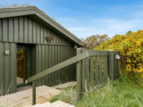 "Hunved" - 500m from the Sea