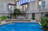 Heritage Inn Hotel & Convention Centre - Moose Jaw - Pools
