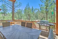 Wooded Hideaway! Spacious Show Low Log Cabin - صديق للحيوانات الاليفة