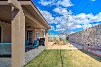 Modern El Paso Home w/ Backyard & Fire Pit! - balcone