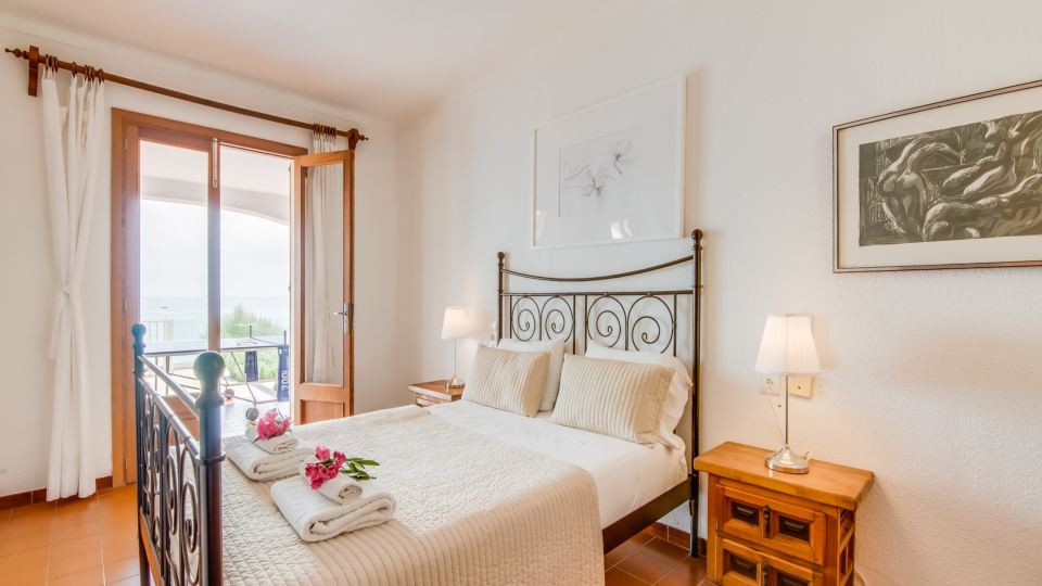 Seafront Luxury Villa Can Torrens