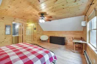 Rustic North Creek Getaway ~ 4 Mi to Gore Mtn! - WiFi