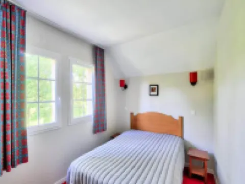 4 Room House 8 People - Prestige