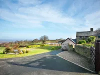 Cottage in Talacre with Stunning Sea Views Hotels in 