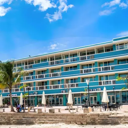 Hotel Slipway Отели рядом с достопримечательностью «Коко Бич»