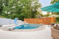 Pool, Close to Town, Nearby Waterfalls! - Pools