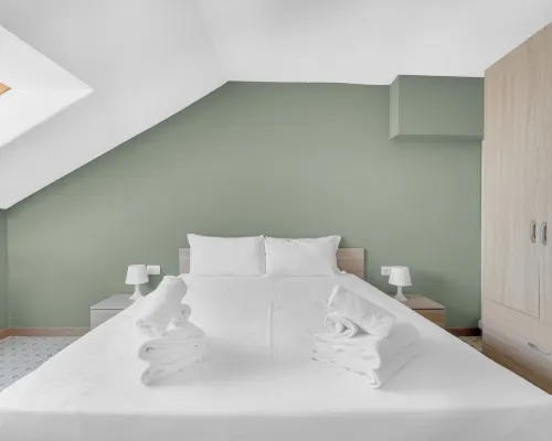Casa da Suite Fraschini Hotels near Famagosta