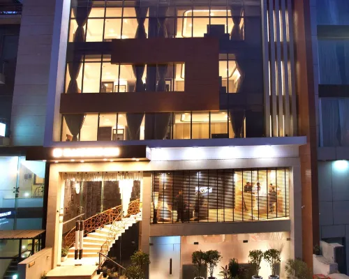 Kaisons Inn (Near Apollo Hospital) Hotels near Jasola