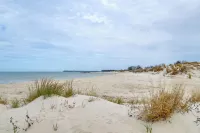 Walk to Beach & Central Park: Home in Cape Charles - 4 stjerner