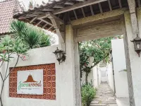Java Wood Hotels near Villa-Gili-Bali-Beach