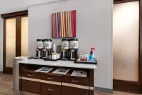 Hampton Inn & Suites Pensacola I-10 North at University Town Plaza - Breakfast