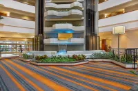 Holiday Inn UNIVERSITY PLAZA-BOWLING GREEN by IHG - 3-Star