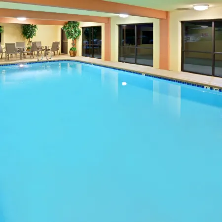 Holiday Inn Express PORTLAND SOUTH - LAKE OSWEGO by IHG