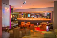 Holiday Inn GUADALAJARA EXPO by IHG - bar