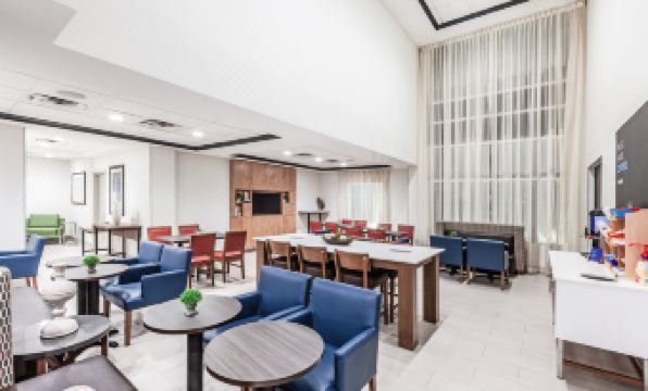 Holiday Inn Express & Suites BATON ROUGE EAST by IHG
