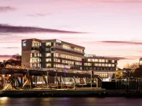 Novotel Devonport Các khách sạn ở Forthside