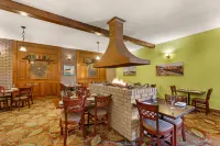 Quality Inn & Conference Centre - breakfast