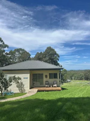 Blueberry Hills on Comleroy Farmstay - Self-Contained Cottages Hotels in Kurrajong Heights