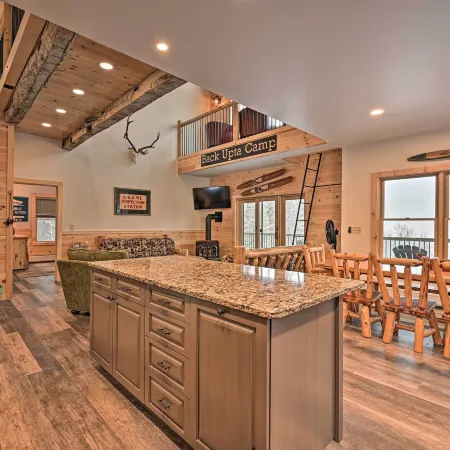 Rustic 3-Story Pittsburg Cabin w/ Lake & Mtn Views