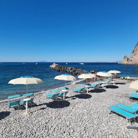Alimuri Bay Resort