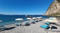 Alimuri Bay Resort - Beach
