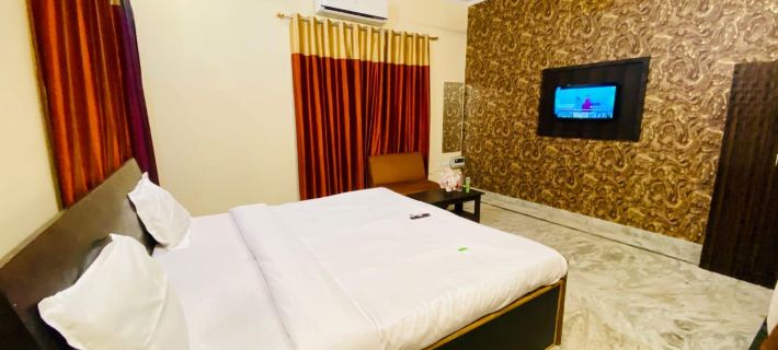Prisha Stay Hotels in Lucknow