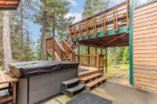 Large Mountain Home Near Crescent, Odell & Crater Lakes. Family Reunion Home!
