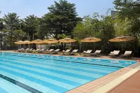 Golden Tulip Kin-Oasis Kinshasa - Pool