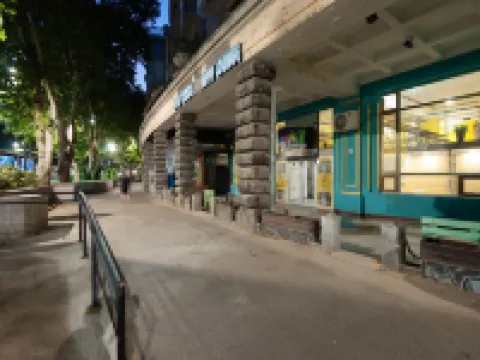 แคปซูล โรงแรม แฮปปี้ เลานจ์ โรงแรมในทบิลิซี