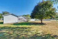 Lemon Drop Inn: Near Isu & Union Hospital - 2-Star
