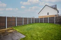 Modern Home with Garden, Corby