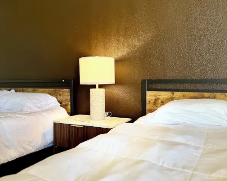 The Windmill Motel Hotels in Olney