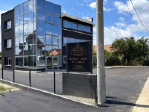 AlsagoLux Hotels in Sesvete