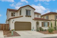 Modern Family Home in Suburbs of Sacramento! - 3-Star