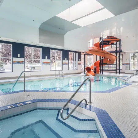 Holiday Inn Express & Suites CALGARY SOUTH-MACLEOD TRAIL S by IHG