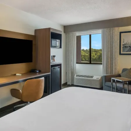 Radisson Hotel Grand Rapids Riverfront