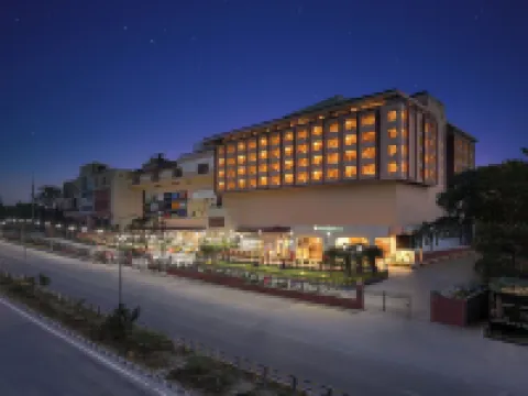 Lemon Tree Hotel, Mall of Dehradun, Dehradun Hotels in Dehra Dun